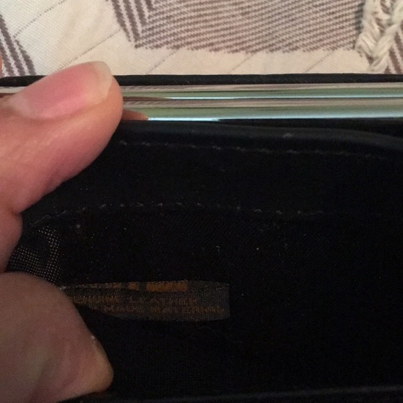 Vintage Black Leather Bi-fold Wallet w/ dust bag. - Picture 7 of 8